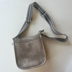 CLUCI Crossbody Bag Trendy Gray Silver Shoulder Bag Vegan Leather Purse Gluci